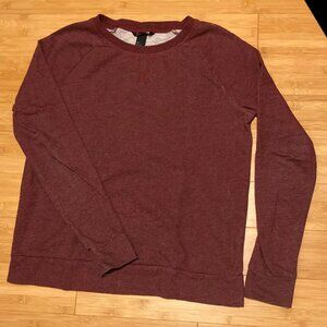 H&M long sleeve pull over crew neck top